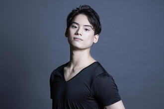 い石山蓮.jpg