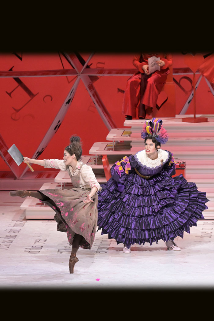 『不思議の国のアリス』料理女 『不思議の国のアリス』料理女