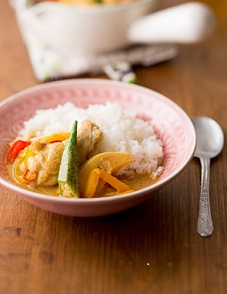 縮小夏野菜のタイ風カレー.jpg