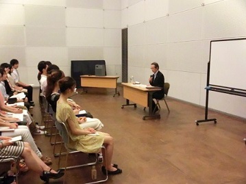 三井住友銀行取締役会長 北山禎介氏の特別講義を開催しました バレエ研修所 新国立劇場 バレエ