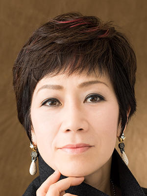 KANOH Etsuko