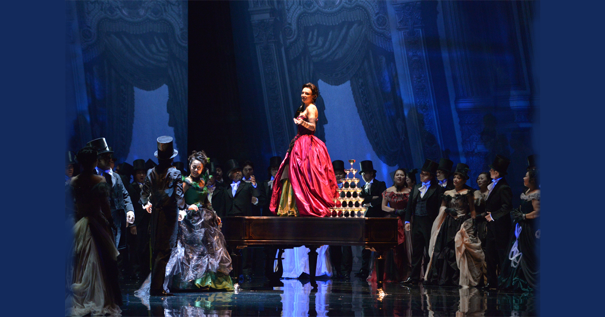 La Traviata Opera NEW NATIONAL THEATRE TOKYO