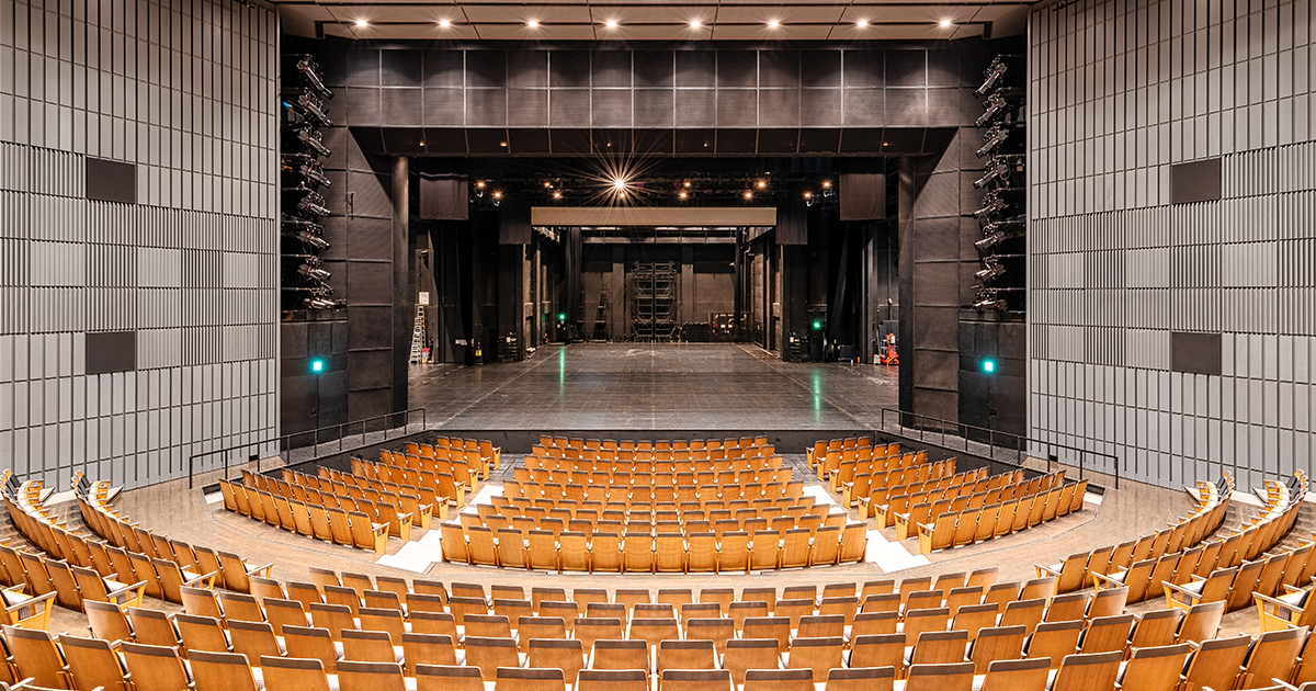 中劇場 | 新国立劇場 施設・サービスのご案内