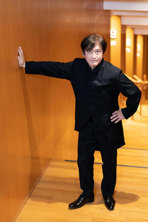 大野和士オペラ芸術監督の写真。『ラ・ボエーム』（6/30公演）プレトーク開催のお知らせ