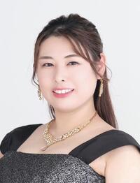 齋藤菜々子_トリミング.jpg