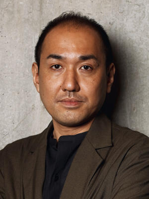 上村聡史ⓒKOSUKE AKIKURA_300400.jpg
