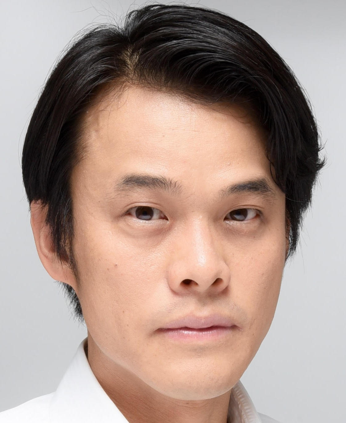 07.内田健介.jpg