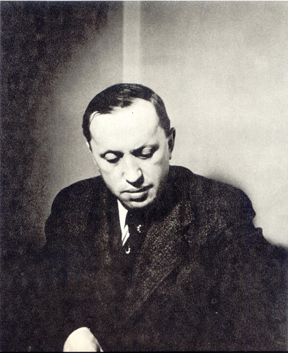 s_Karel_Čapek.jpg